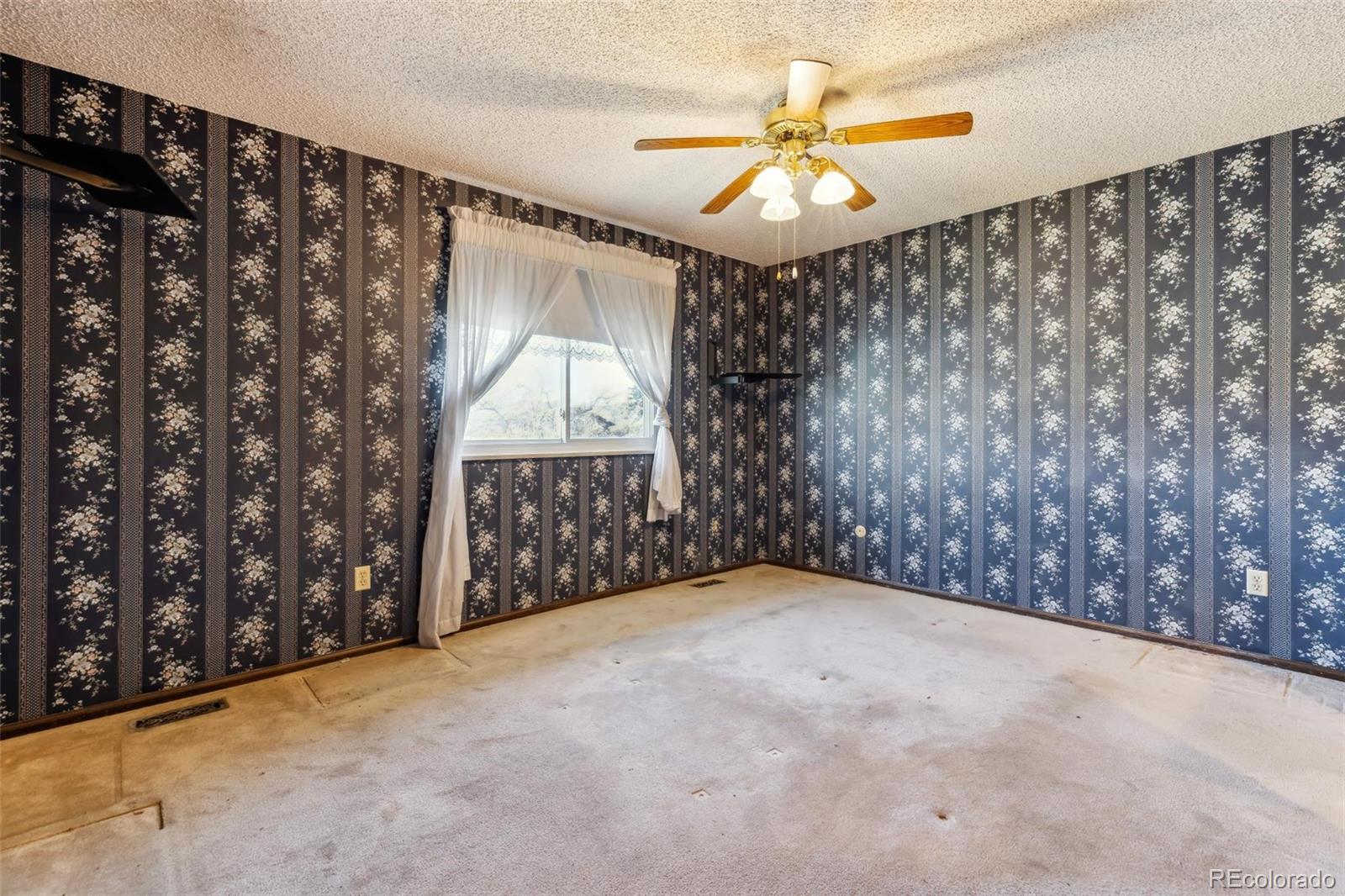 MLS Image #14 for 10901 w 79th avenue,arvada, Colorado