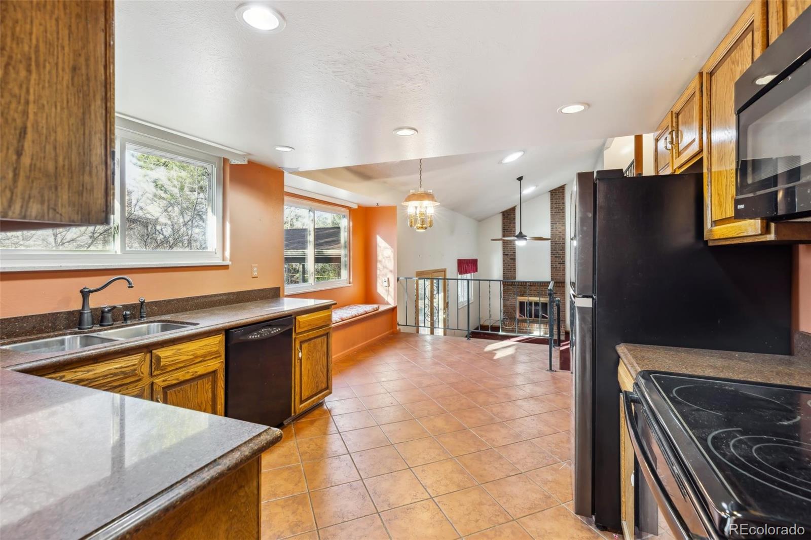 MLS Image #7 for 10901 w 79th avenue,arvada, Colorado