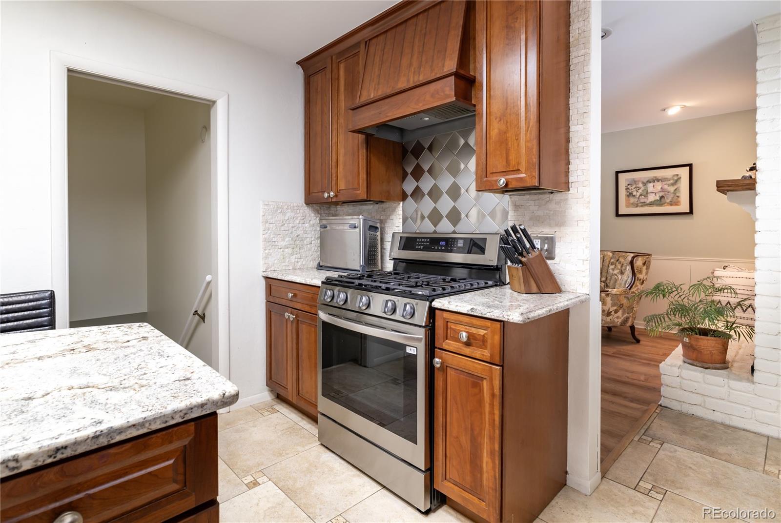 MLS Image #14 for 6847 s hill street,littleton, Colorado