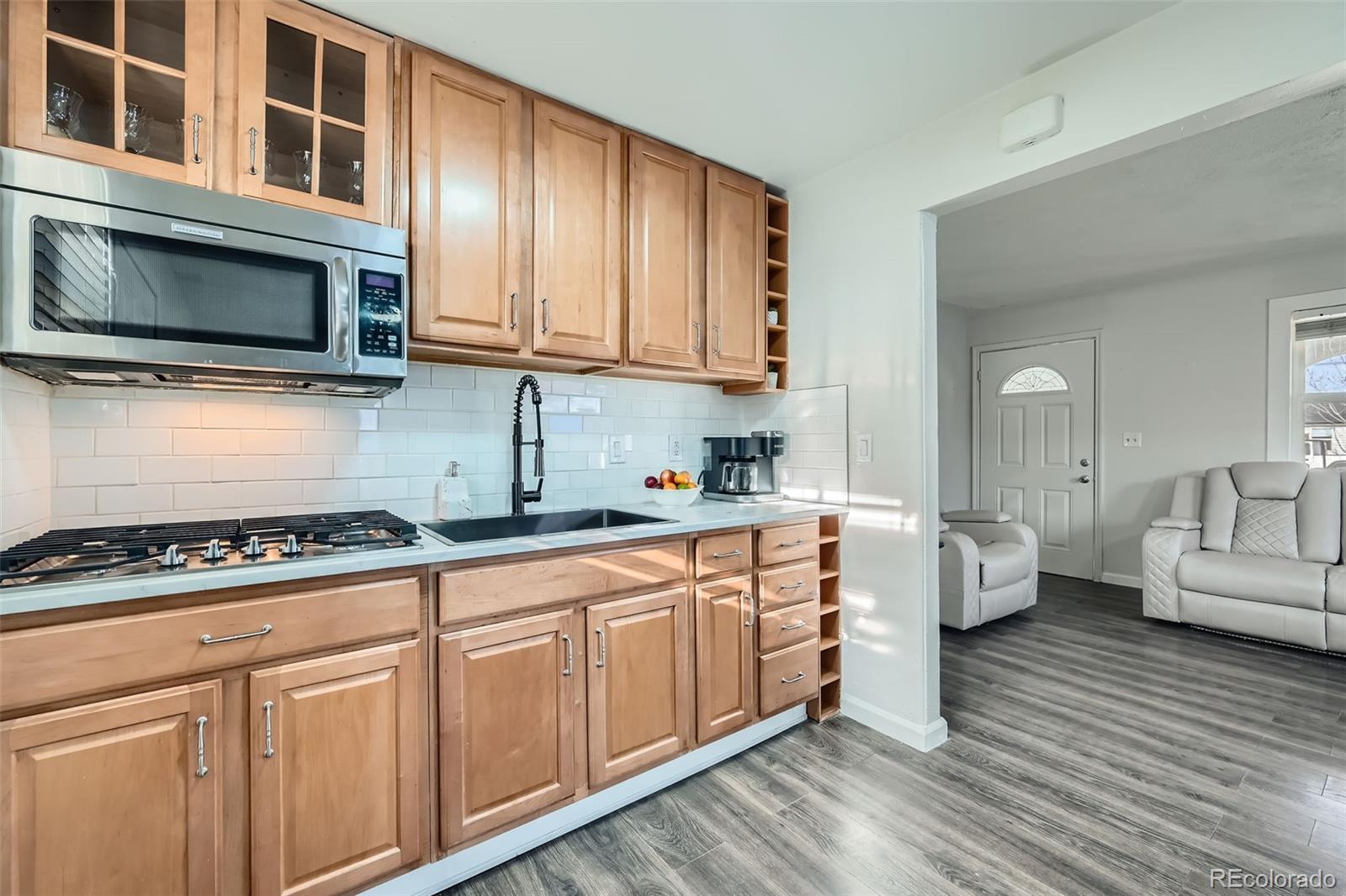 MLS Image #11 for 1241  newark street,aurora, Colorado