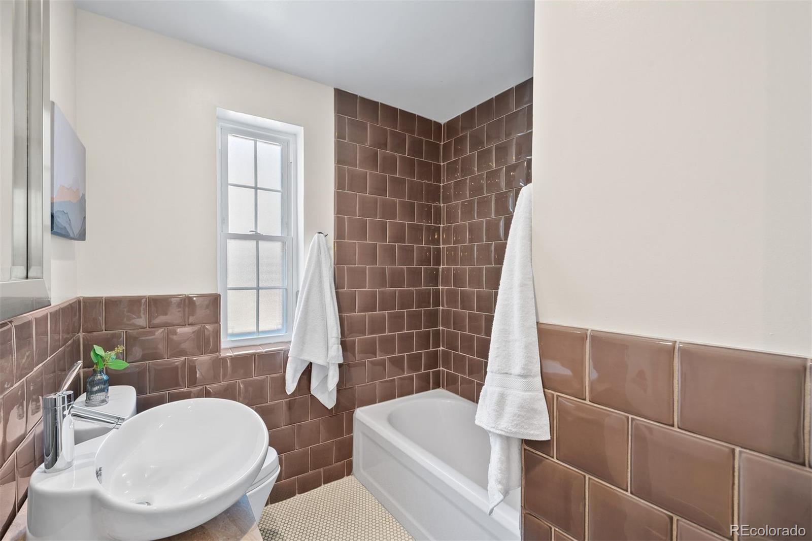 MLS Image #17 for 1615  kearney street,denver, Colorado
