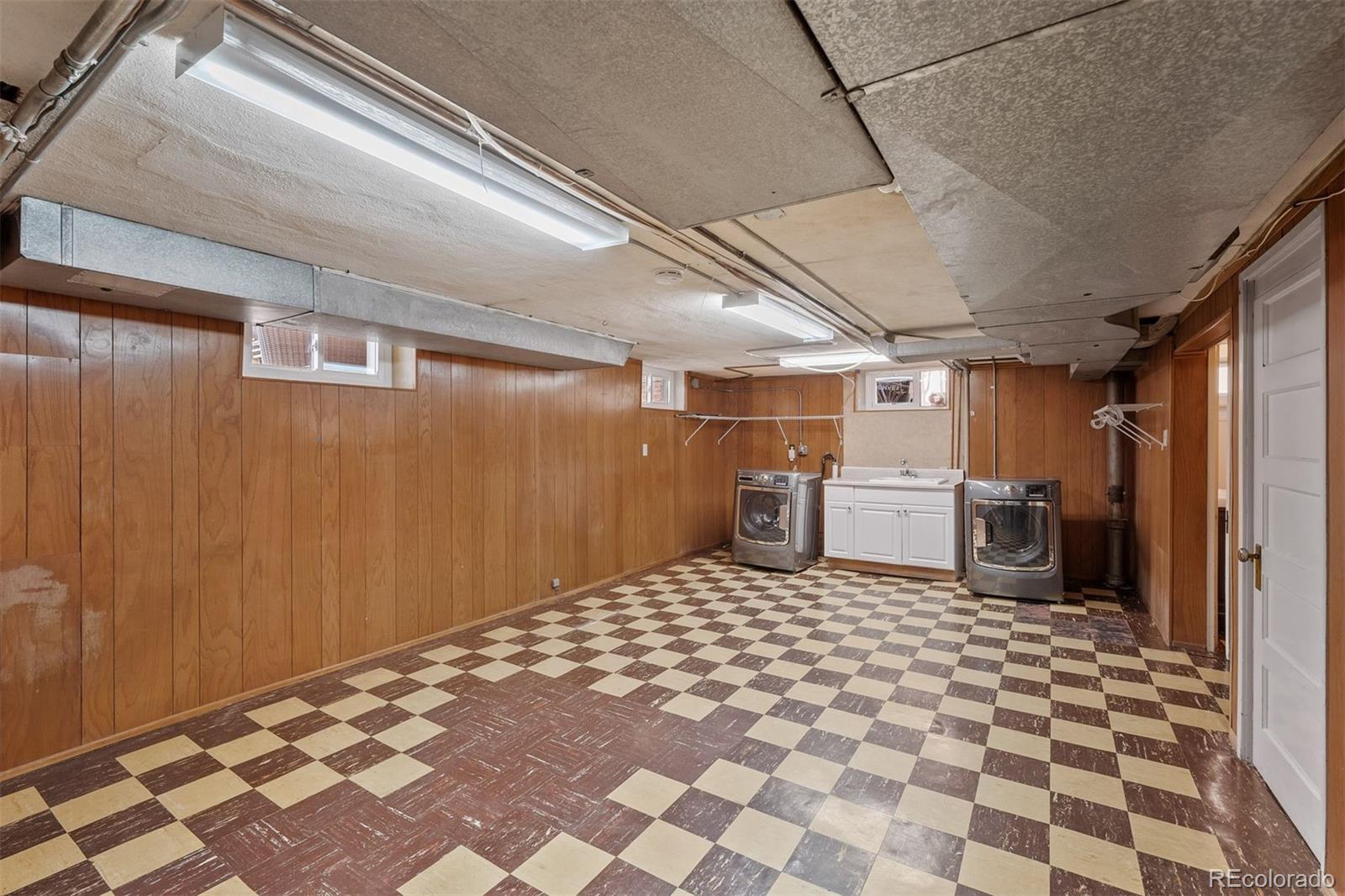 MLS Image #29 for 1615  kearney street,denver, Colorado