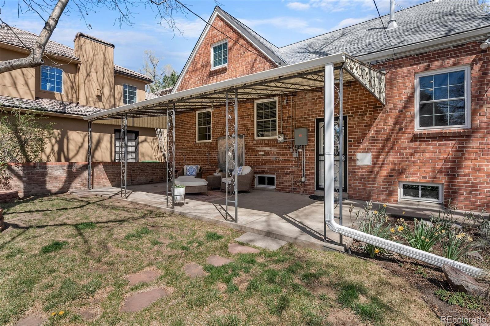 MLS Image #30 for 1615  kearney street,denver, Colorado