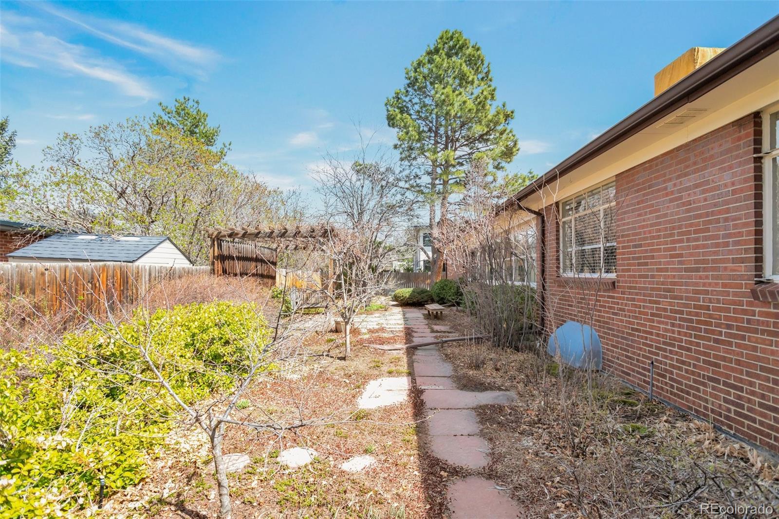 MLS Image #15 for 6101 e 3rd avenue,denver, Colorado