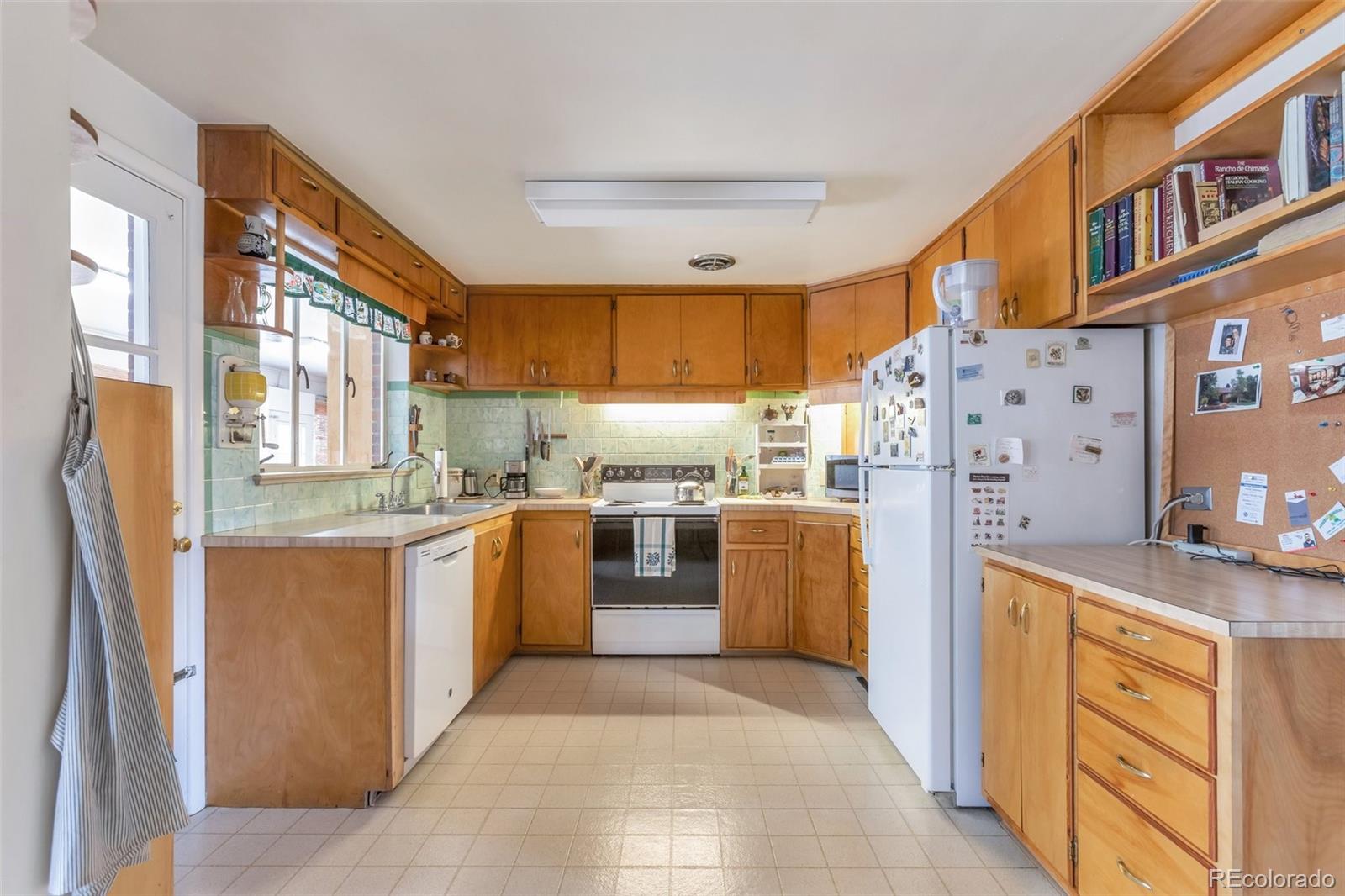 MLS Image #3 for 6101 e 3rd avenue,denver, Colorado