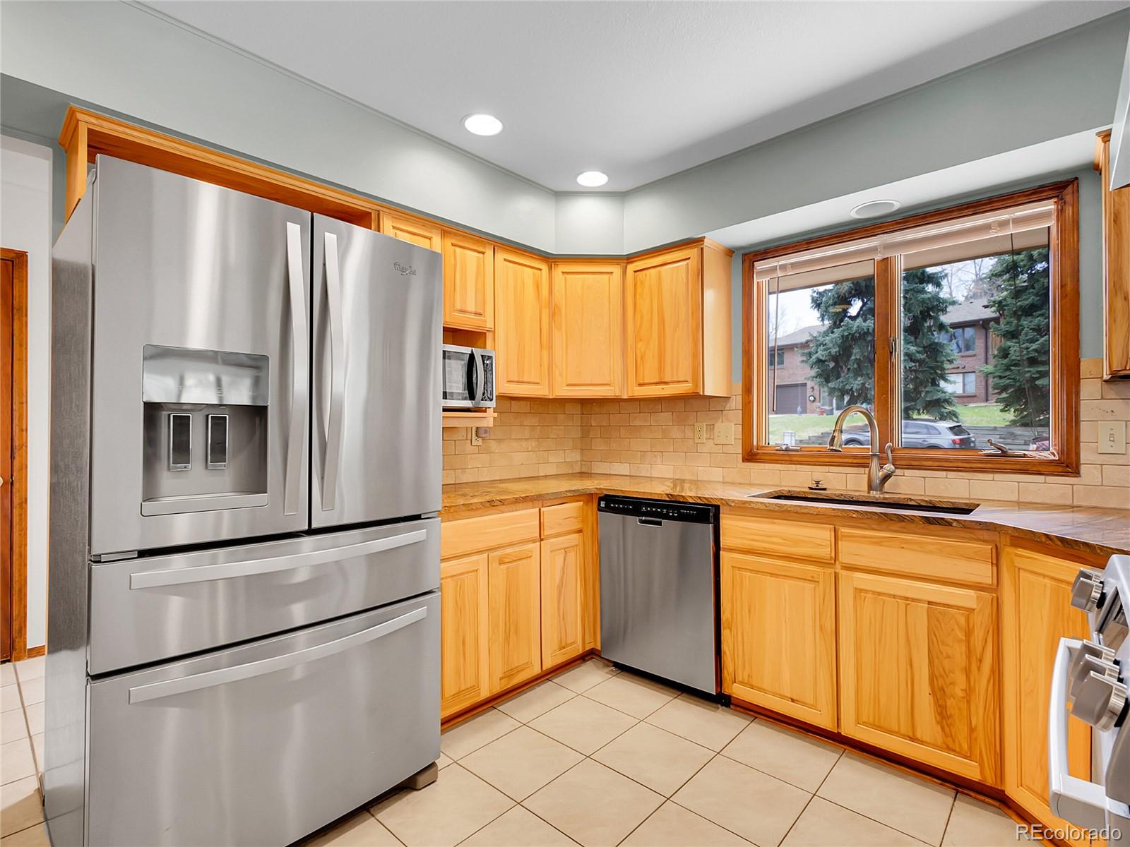 MLS Image #16 for 2615  oak drive,lakewood, Colorado