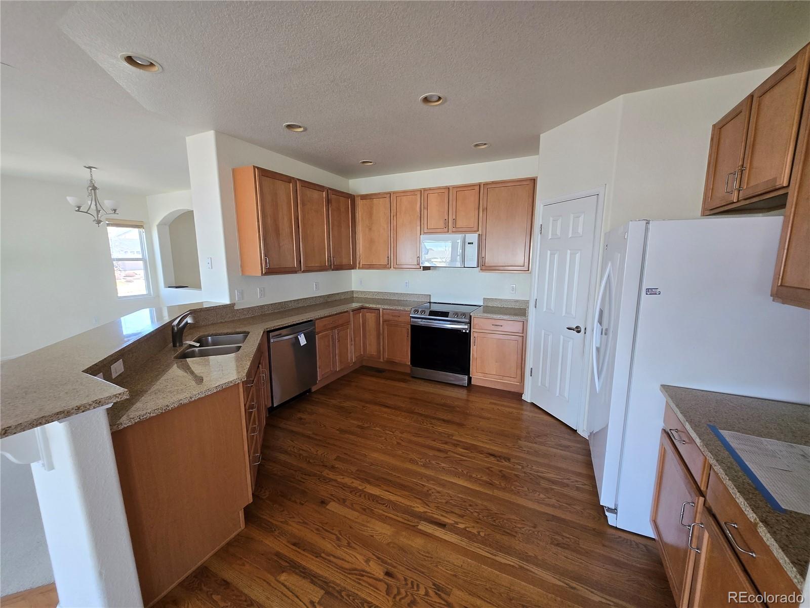 MLS Image #4 for 22967 e mineral place,aurora, Colorado