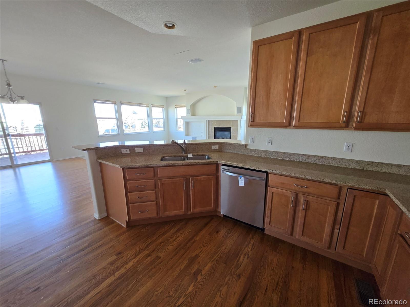 MLS Image #5 for 22967 e mineral place,aurora, Colorado