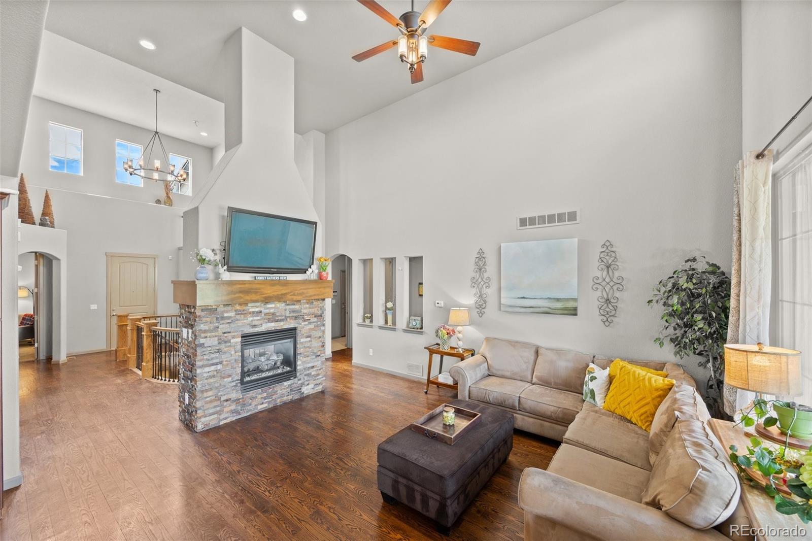 MLS Image #5 for 2236 s isabell court,lakewood, Colorado
