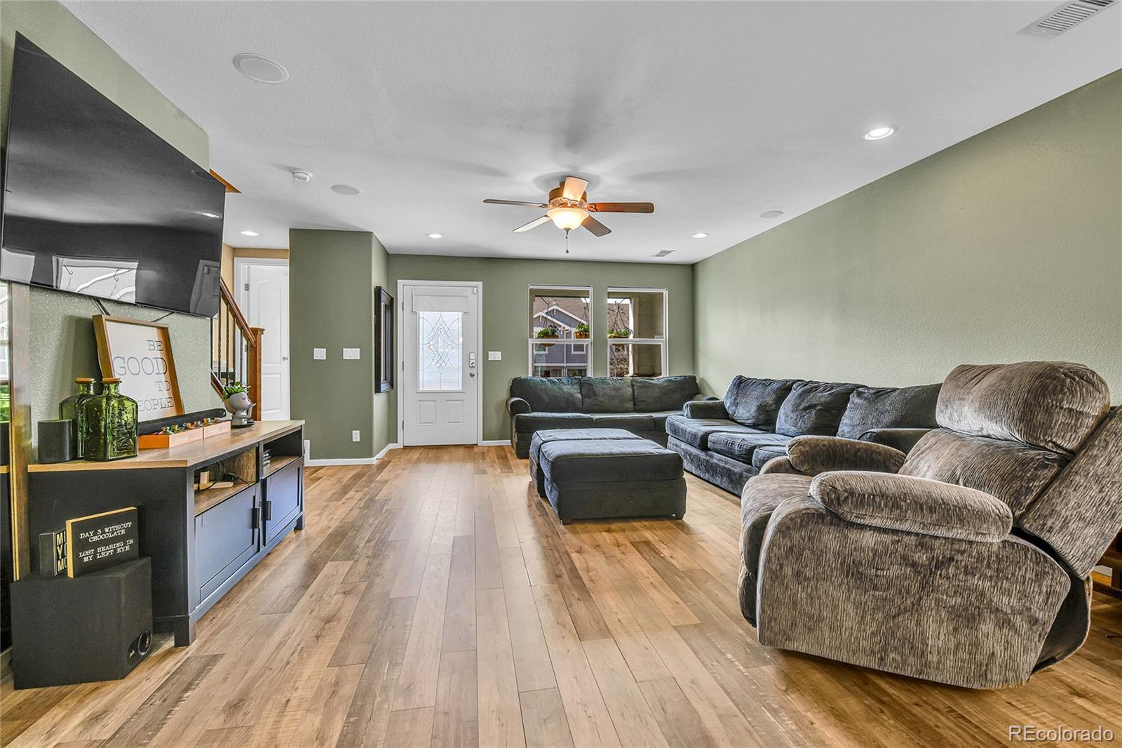 MLS Image #3 for 5762  ceylon street,denver, Colorado