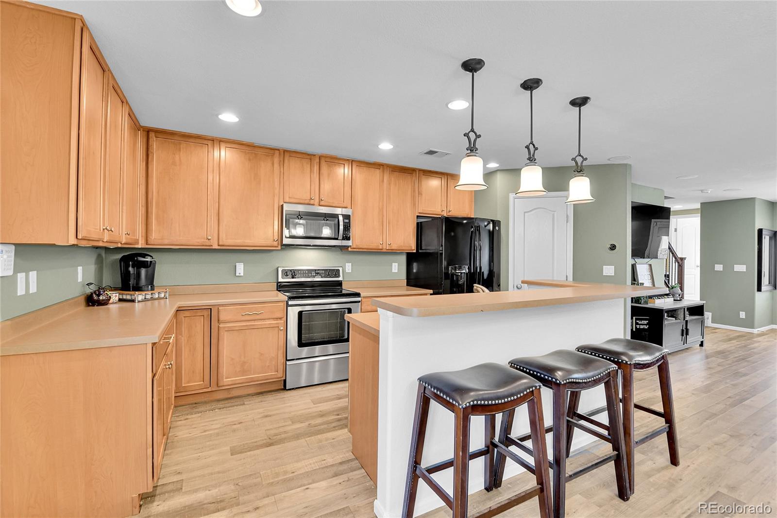 MLS Image #4 for 5762  ceylon street,denver, Colorado