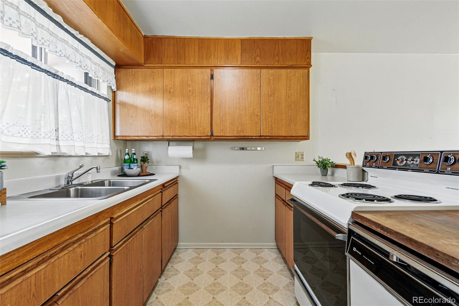 MLS Image #12 for 11499 w tennessee drive,lakewood, Colorado
