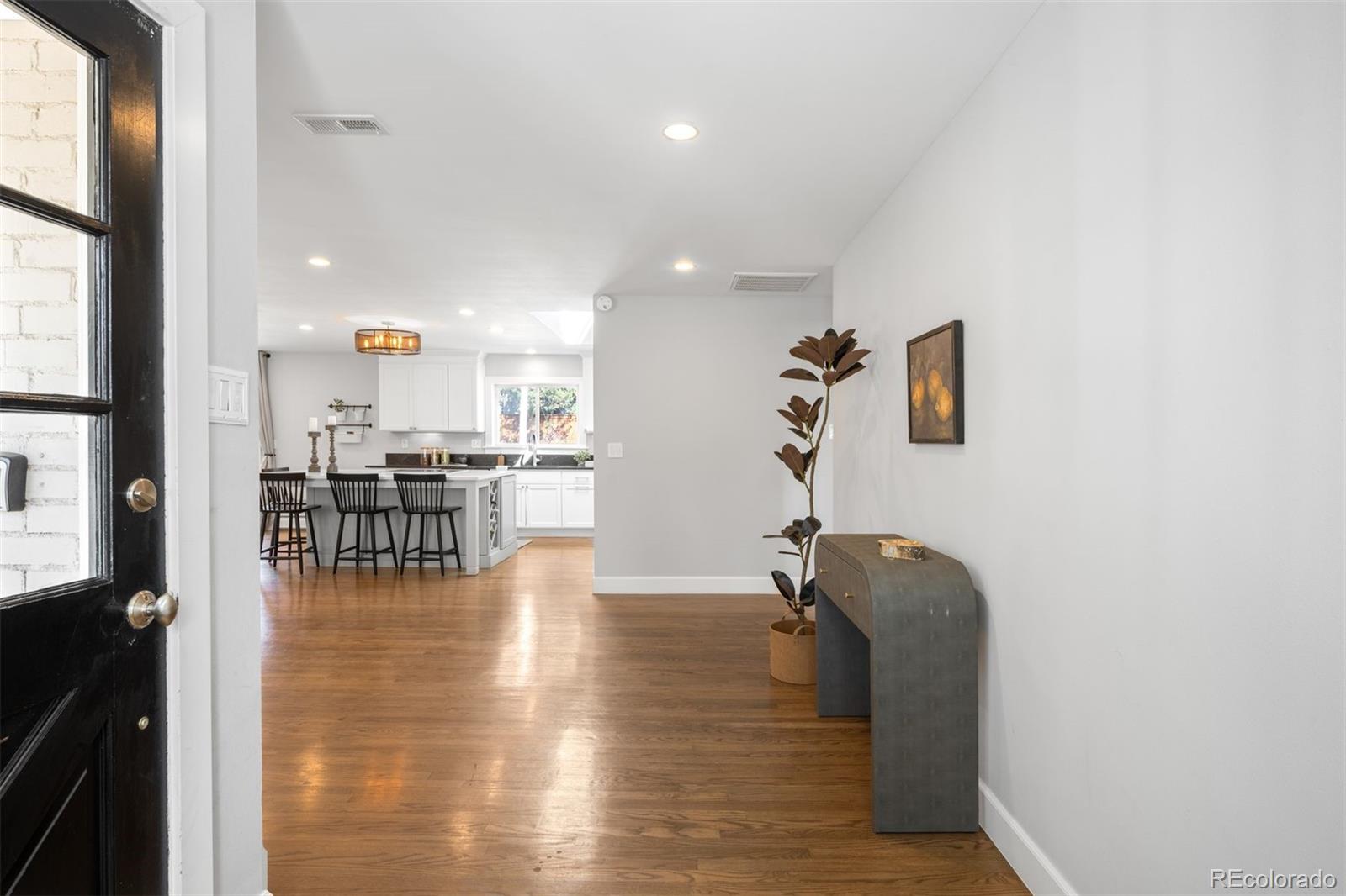 MLS Image #10 for 3206 s clayton street,denver, Colorado