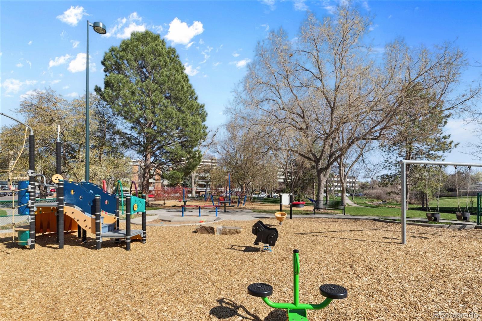 MLS Image #24 for 2500 s york street,denver, Colorado