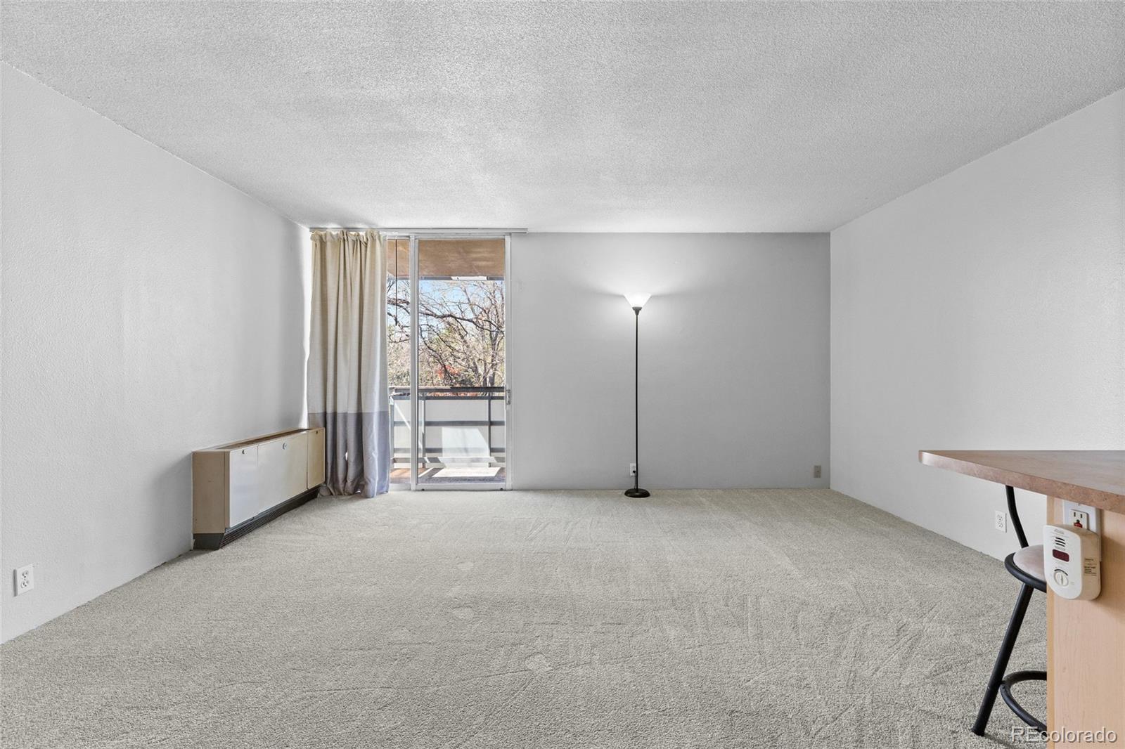 MLS Image #5 for 2500 s york street,denver, Colorado