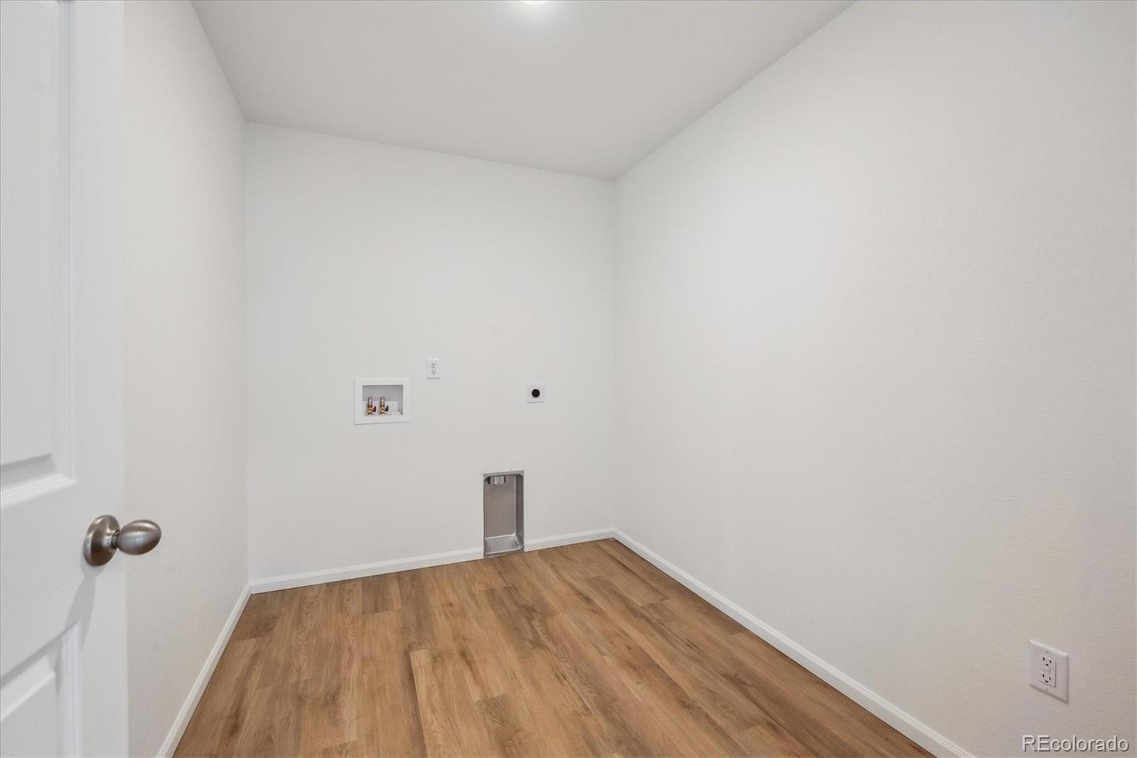 MLS Image #10 for 4654  sugar beet street,johnstown, Colorado