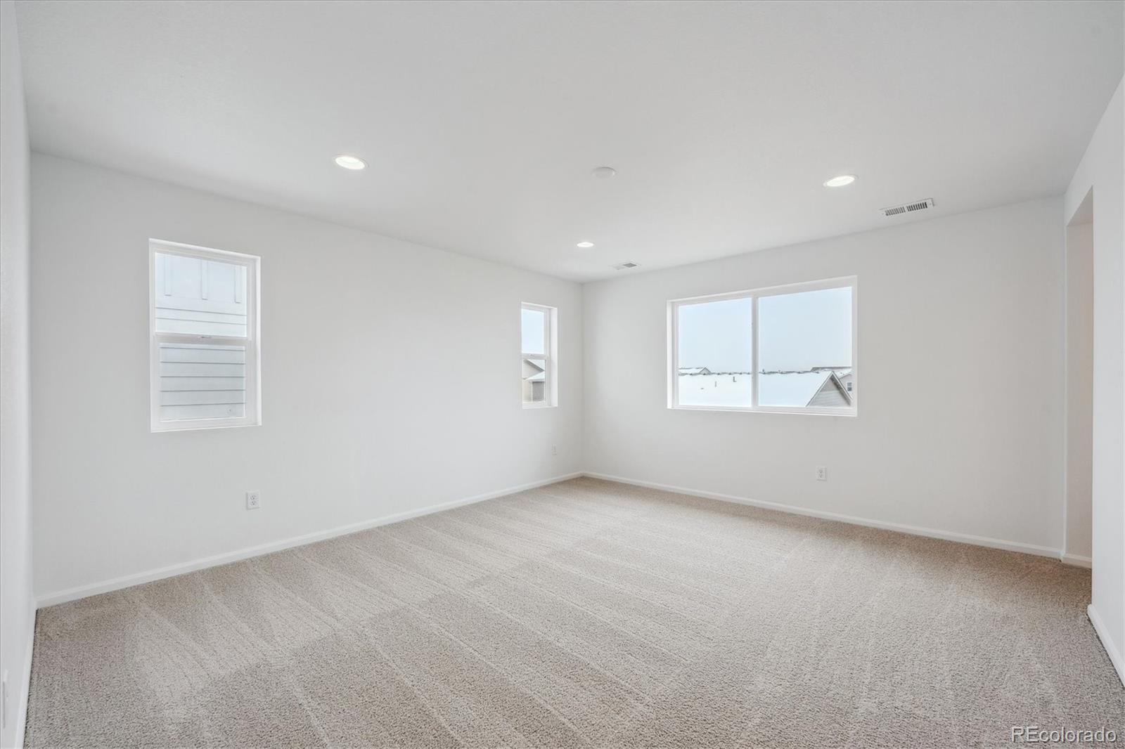 MLS Image #11 for 4654  sugar beet street,johnstown, Colorado