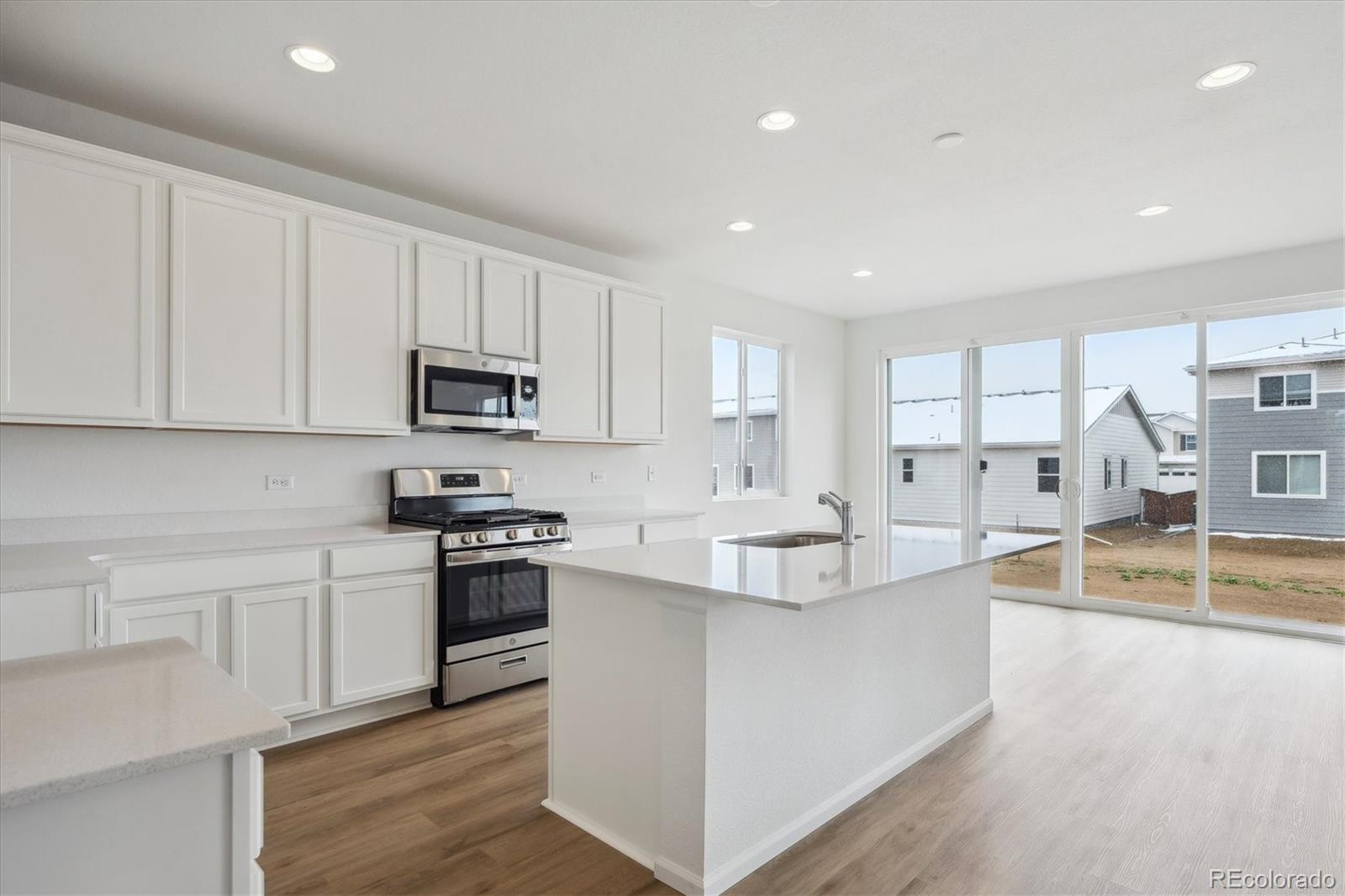 MLS Image #3 for 4654  sugar beet street,johnstown, Colorado