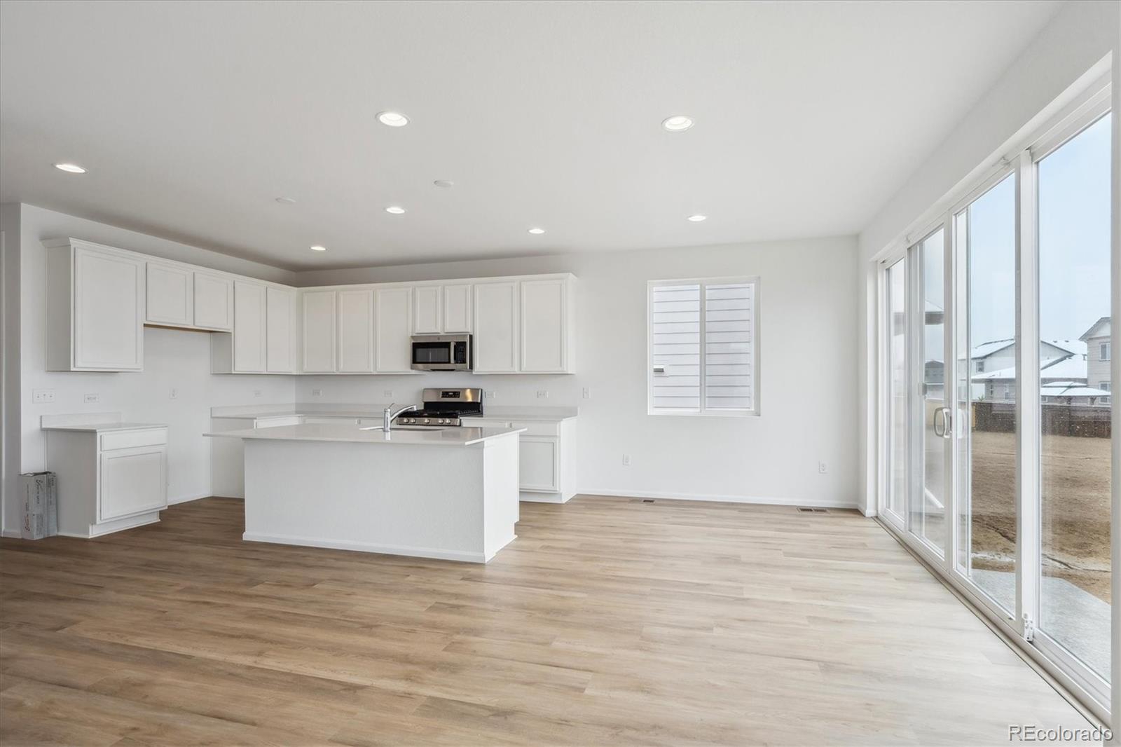 MLS Image #4 for 4654  sugar beet street,johnstown, Colorado
