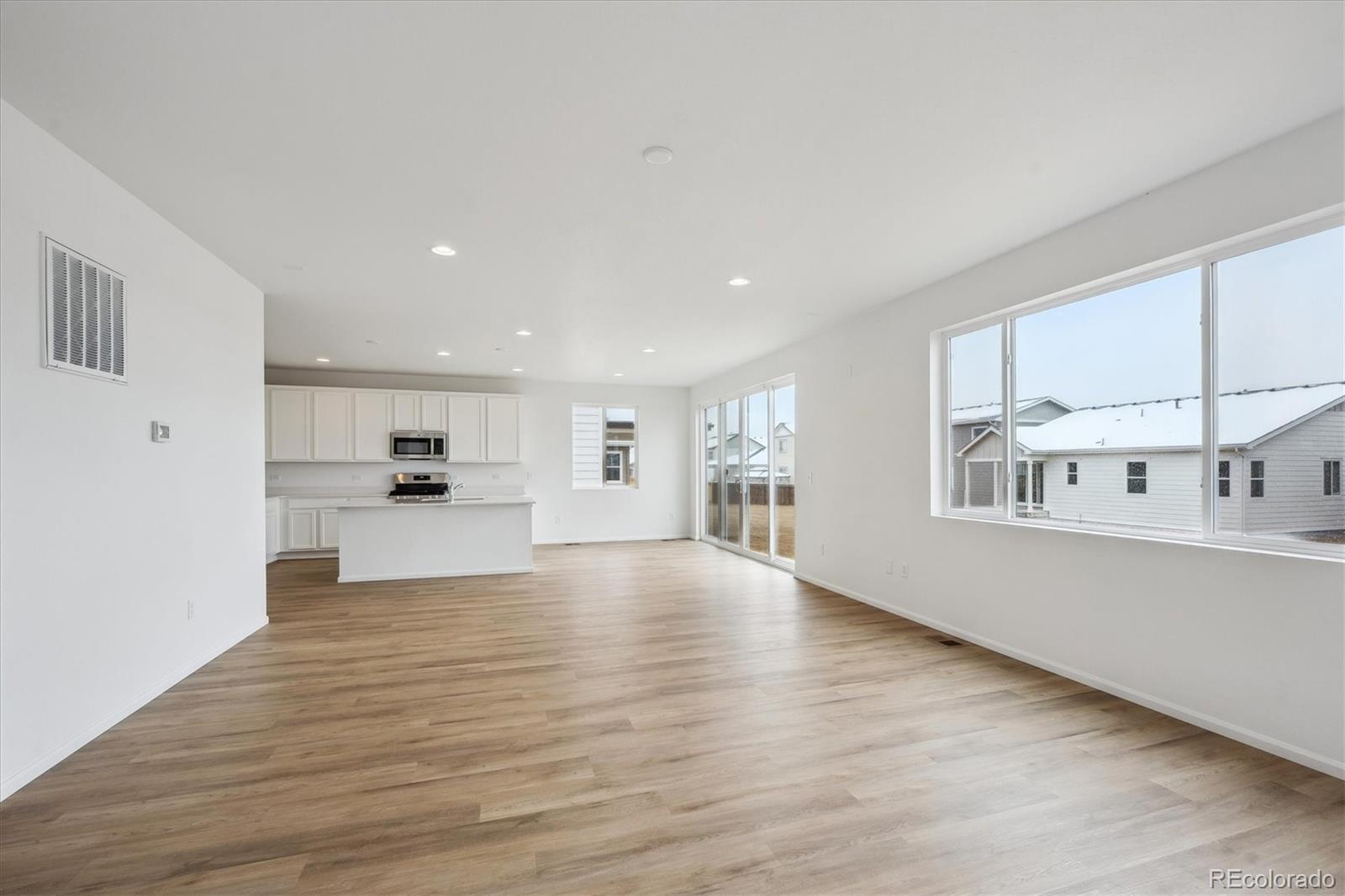 MLS Image #8 for 4654  sugar beet street,johnstown, Colorado