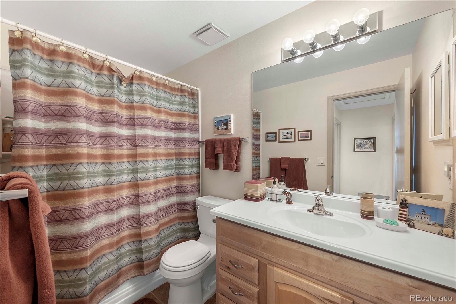 MLS Image #16 for 749 s dearborn court,aurora, Colorado