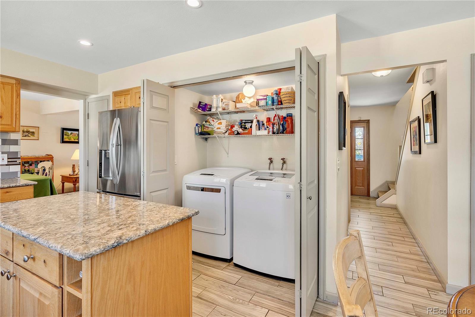 MLS Image #4 for 749 s dearborn court,aurora, Colorado