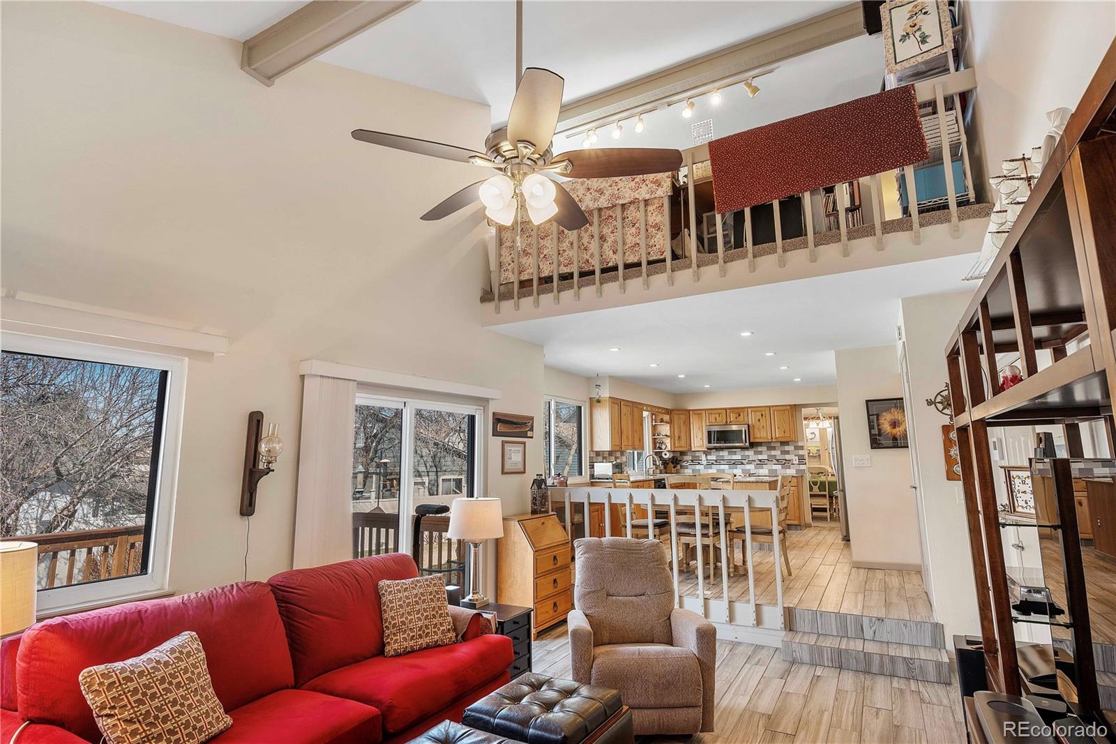 MLS Image #6 for 749 s dearborn court,aurora, Colorado