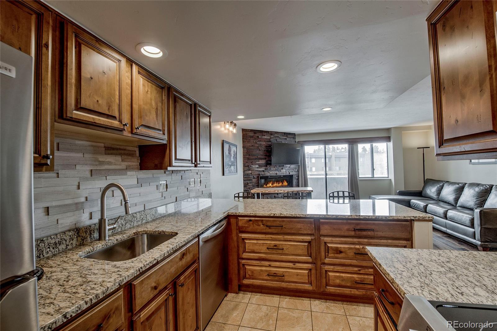 MLS Image #5 for 611  village road 620,breckenridge, Colorado
