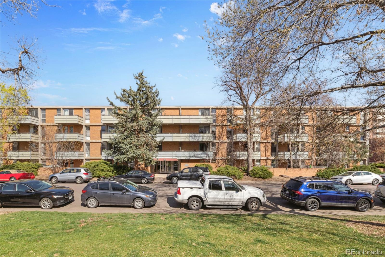 MLS Image #19 for 2500 s york street,denver, Colorado