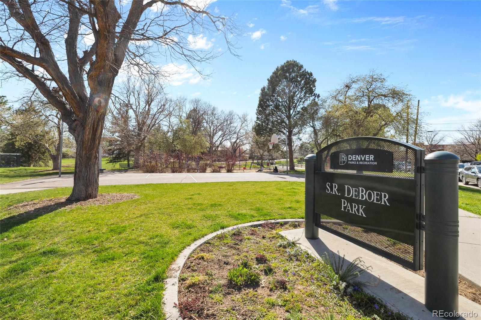MLS Image #22 for 2500 s york street,denver, Colorado