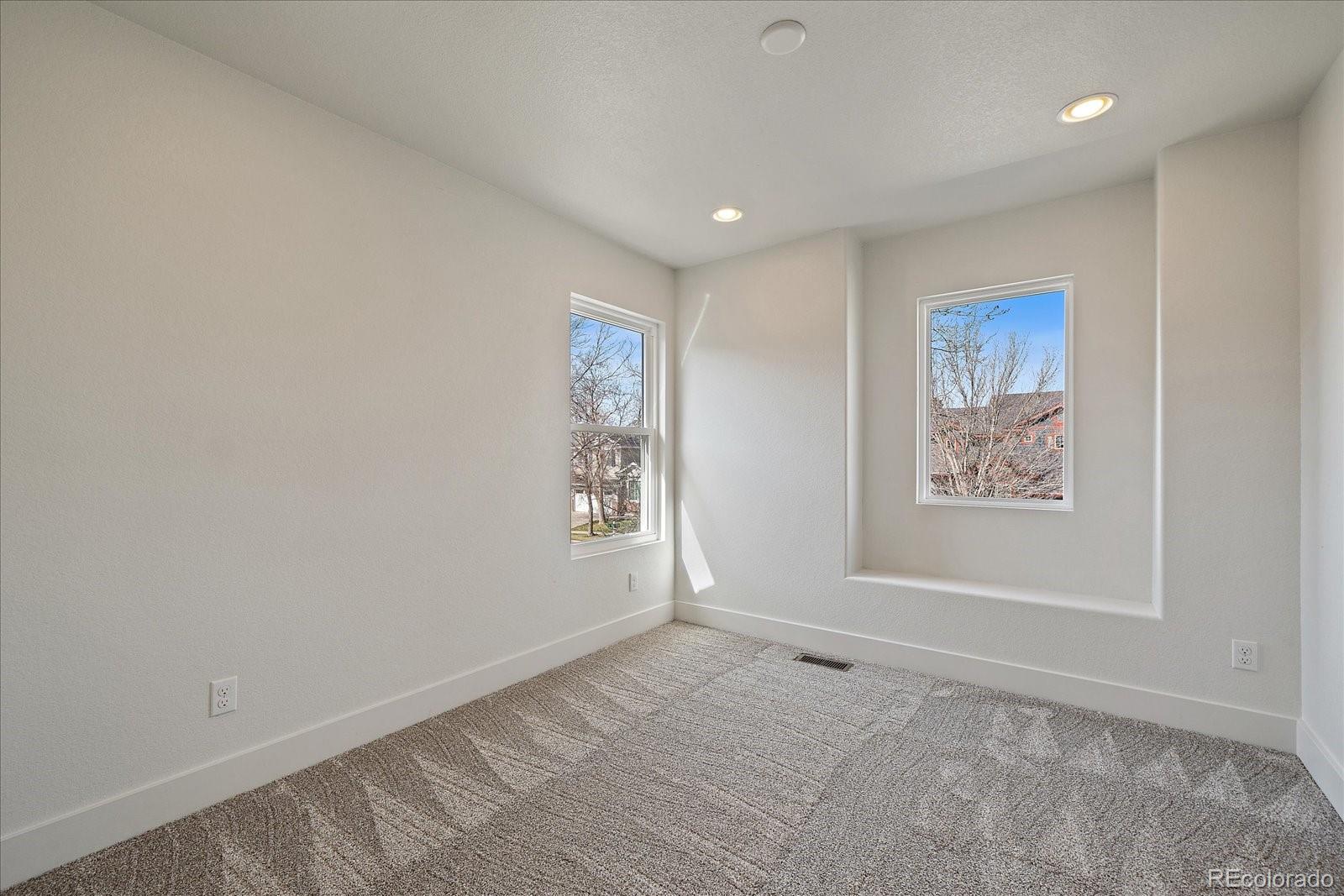 MLS Image #18 for 5586 s harlan street,littleton, Colorado