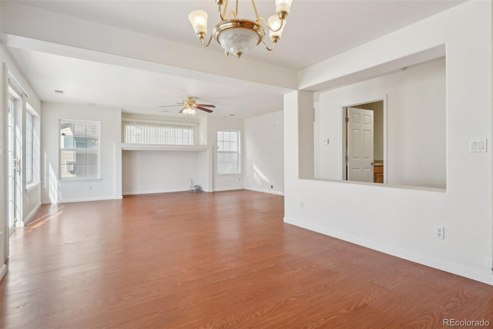 MLS Image #8 for 21642 e 55th avenue,denver, Colorado