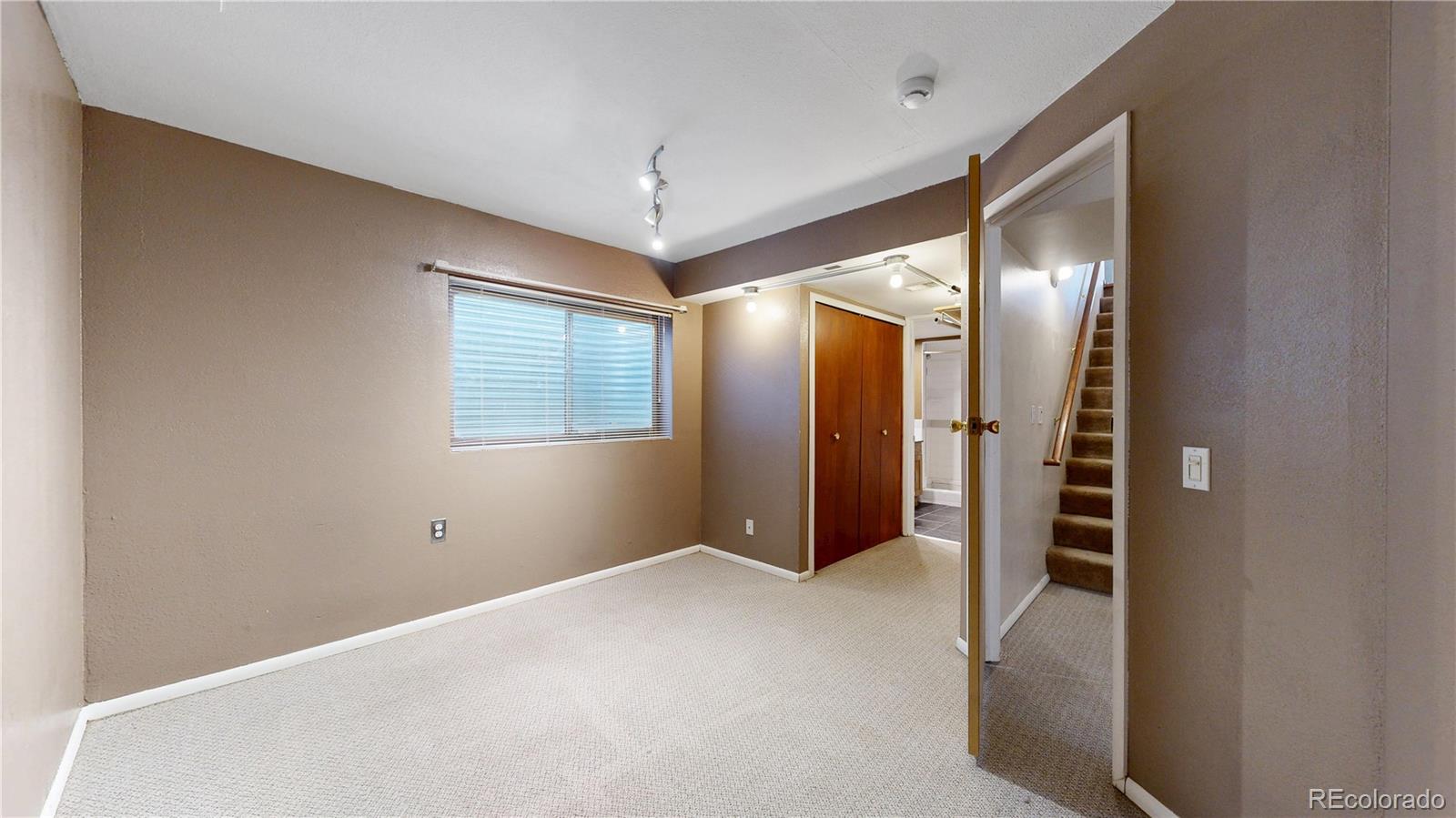 MLS Image #21 for 20719 e 43rd avenue,denver, Colorado
