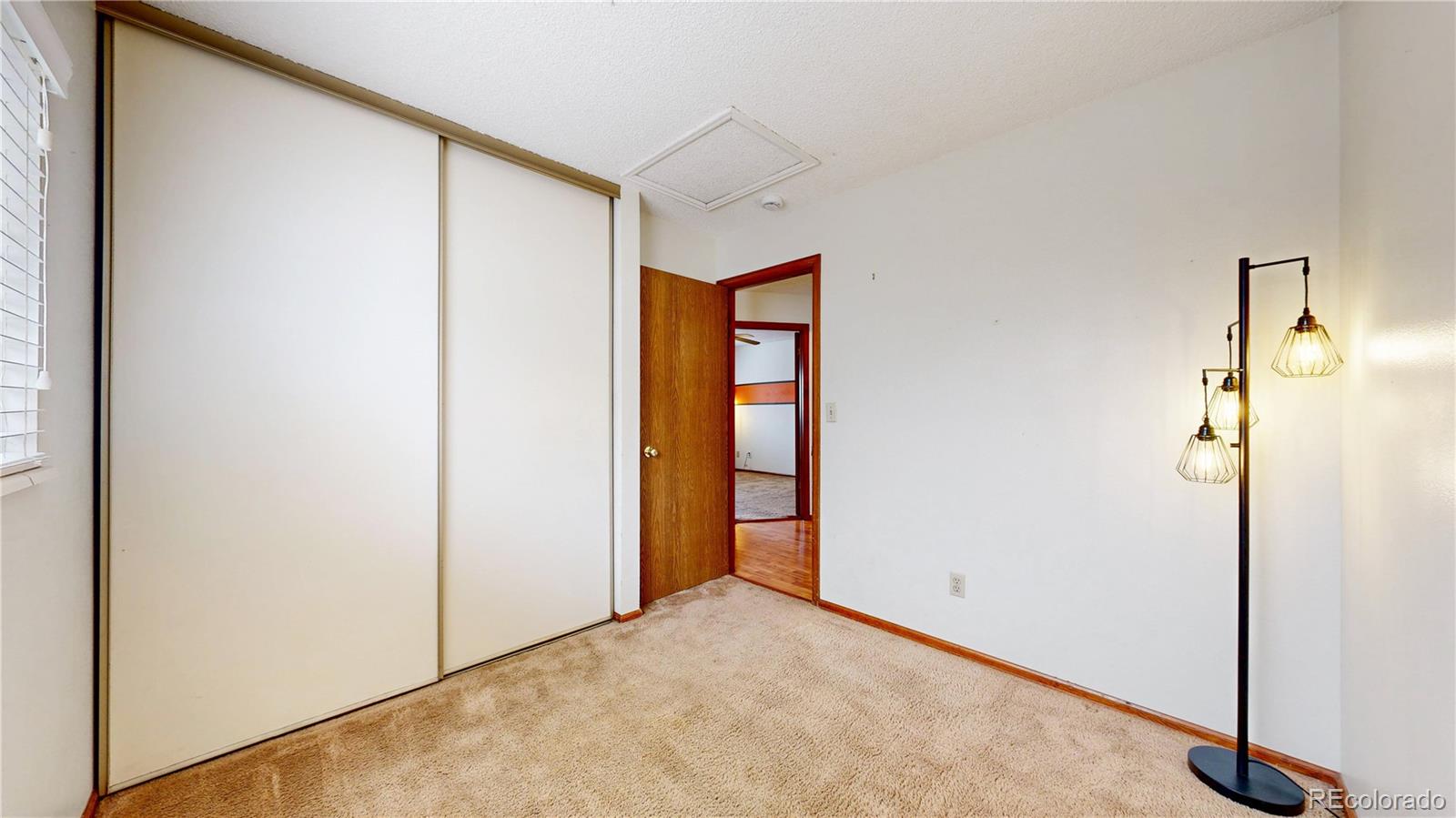 MLS Image #9 for 20719 e 43rd avenue,denver, Colorado