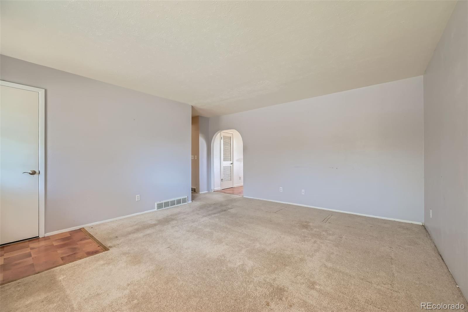 MLS Image #2 for 1060 s coffman street,longmont, Colorado