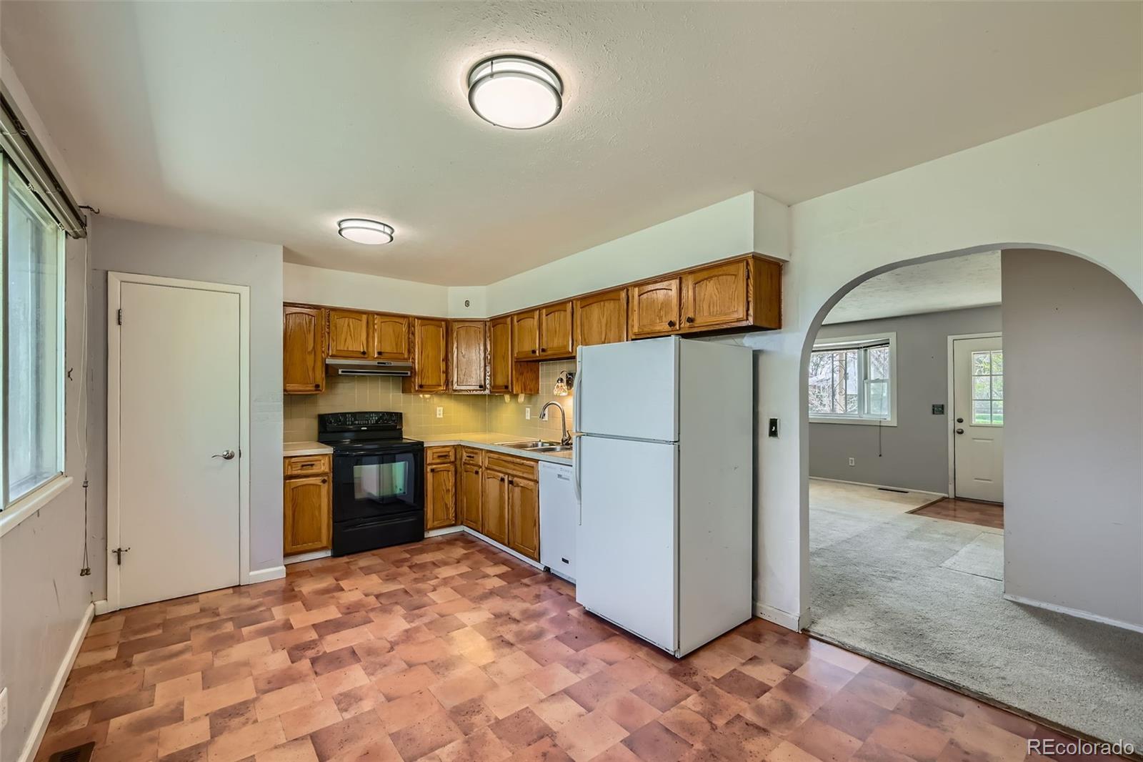 MLS Image #3 for 1060 s coffman street,longmont, Colorado