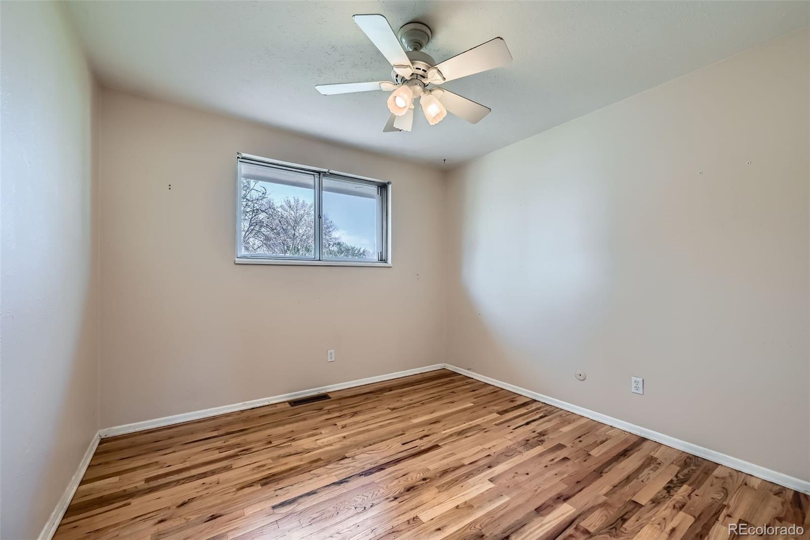 MLS Image #8 for 1060 s coffman street,longmont, Colorado