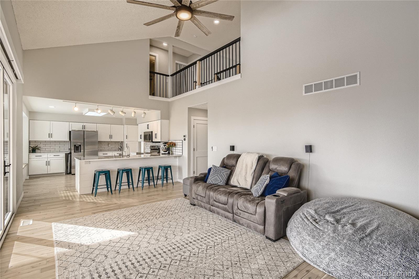 MLS Image #14 for 6550 s oak court,littleton, Colorado
