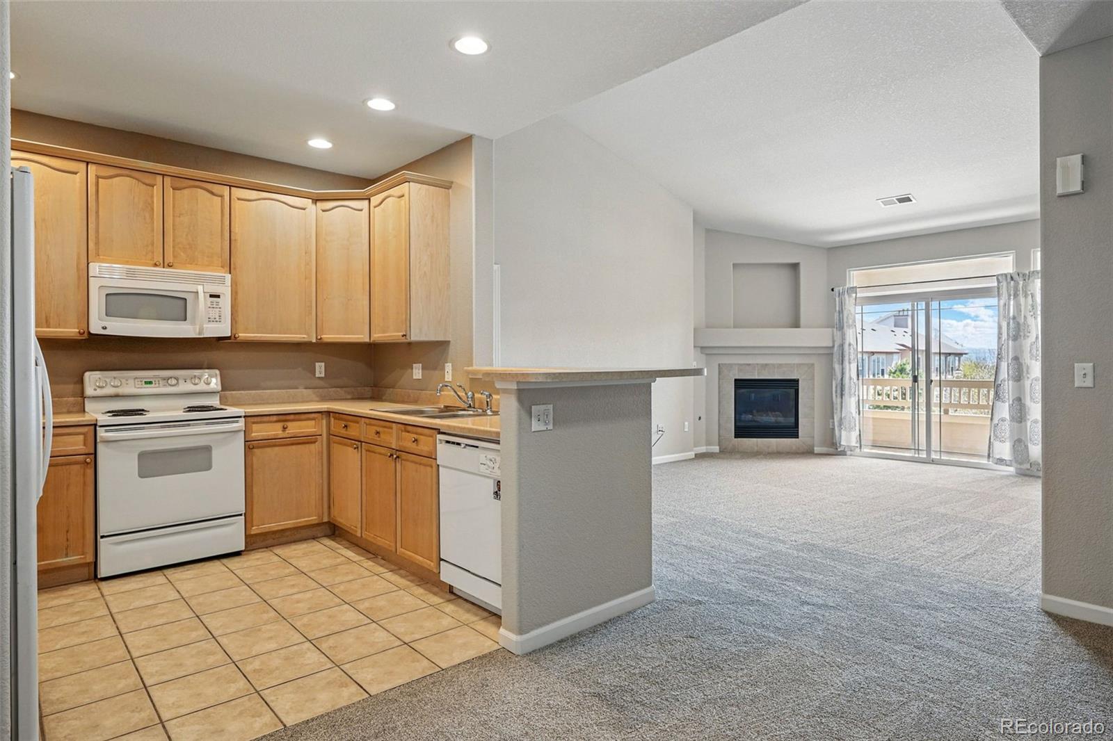 MLS Image #3 for 9557 w san juan circle,littleton, Colorado