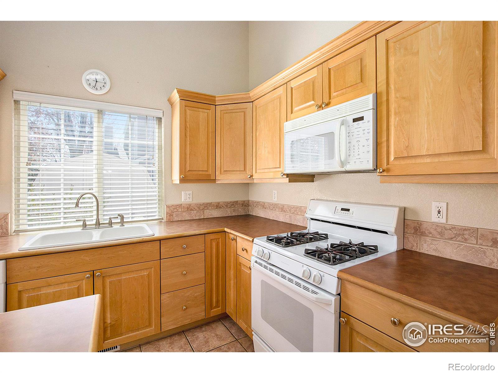 MLS Image #11 for 2352  42nd ave pl,greeley, Colorado