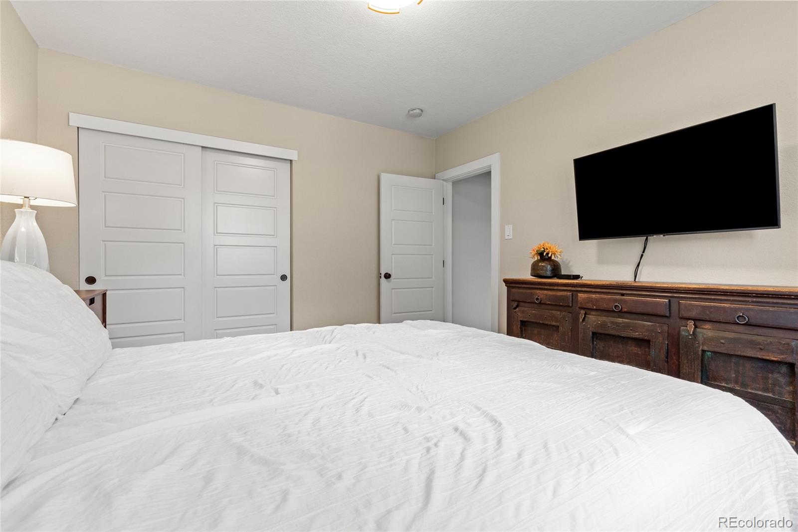 MLS Image #24 for 2900  clermont street,denver, Colorado