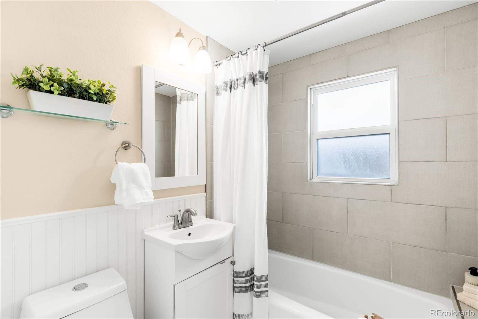 MLS Image #14 for 3123 n elizabeth street,denver, Colorado