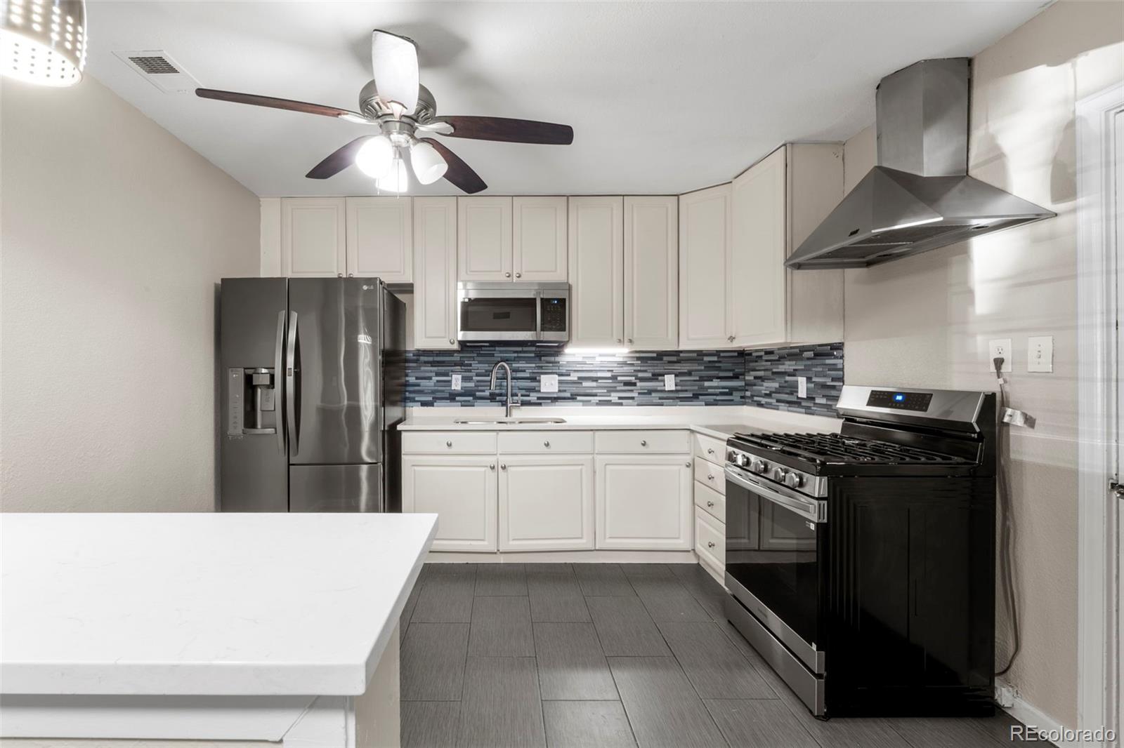 MLS Image #10 for 724  ursula street,aurora, Colorado