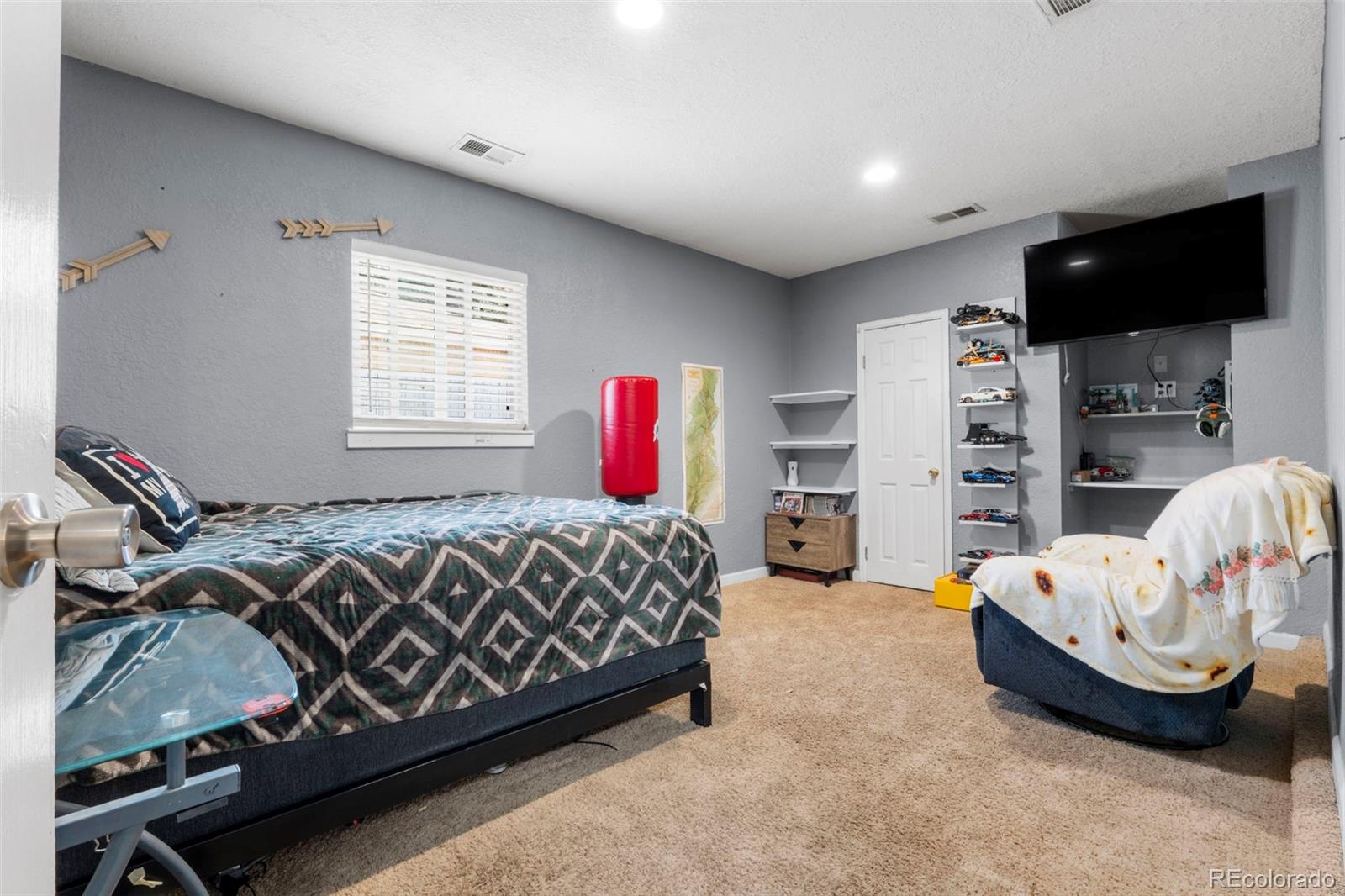 MLS Image #19 for 724  ursula street,aurora, Colorado