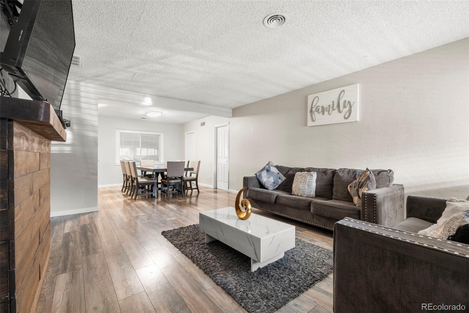 MLS Image #3 for 724  ursula street,aurora, Colorado