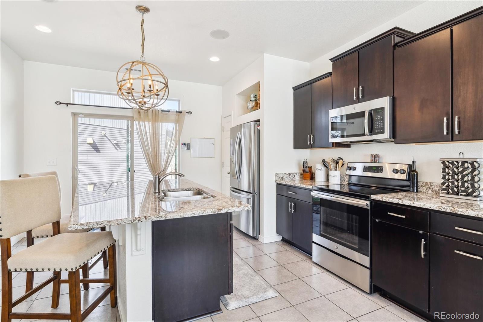 MLS Image #8 for 20017 e 48th place,denver, Colorado