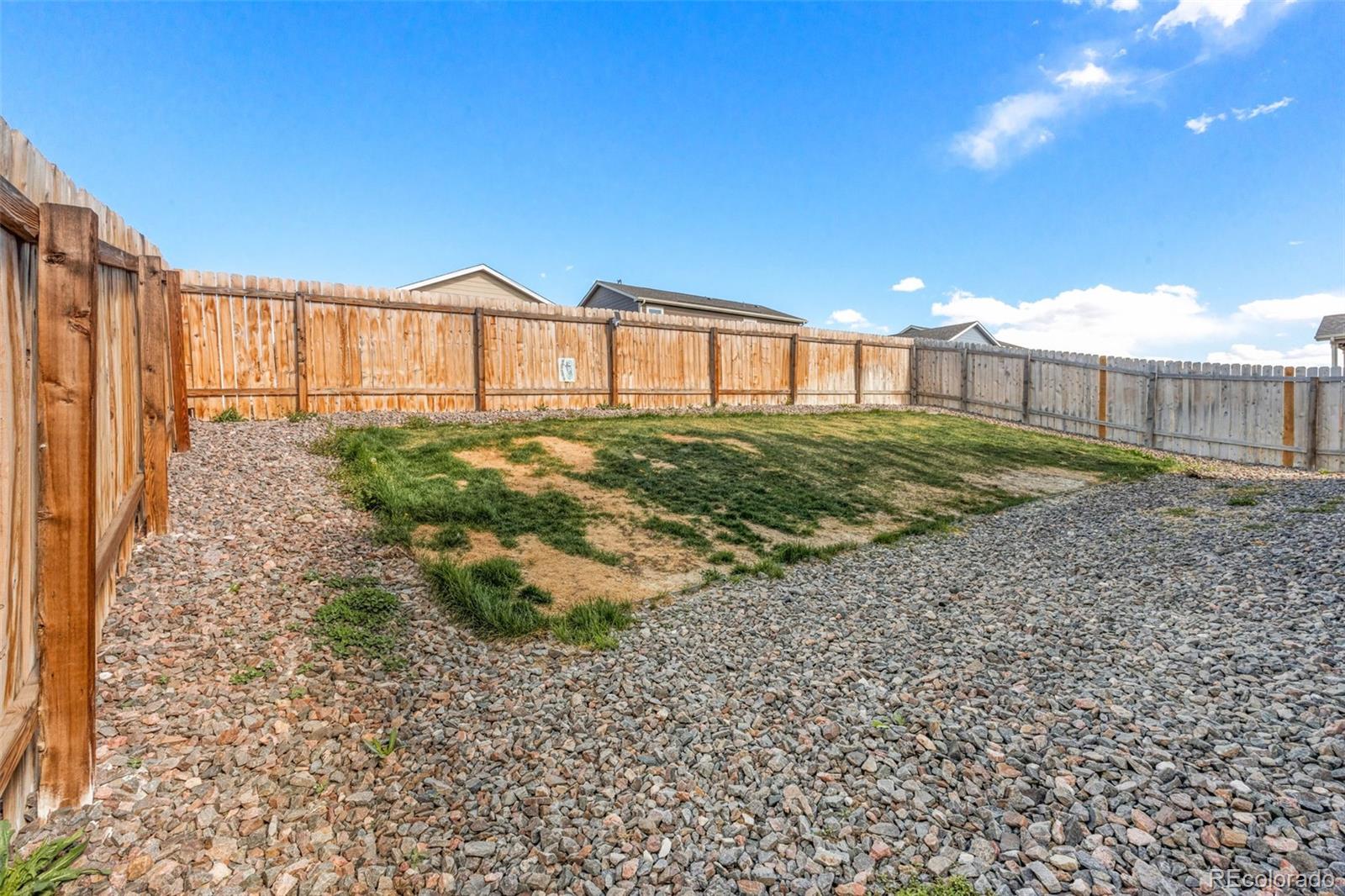 MLS Image #18 for 8836  waco court,commerce city, Colorado