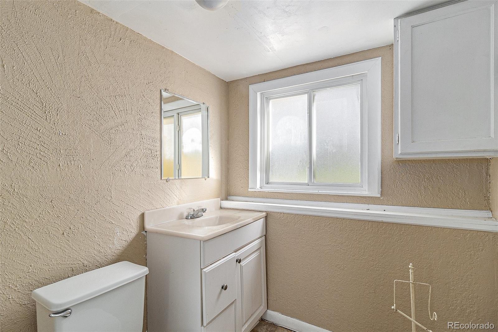 MLS Image #24 for 1760 e 83rd place,denver, Colorado