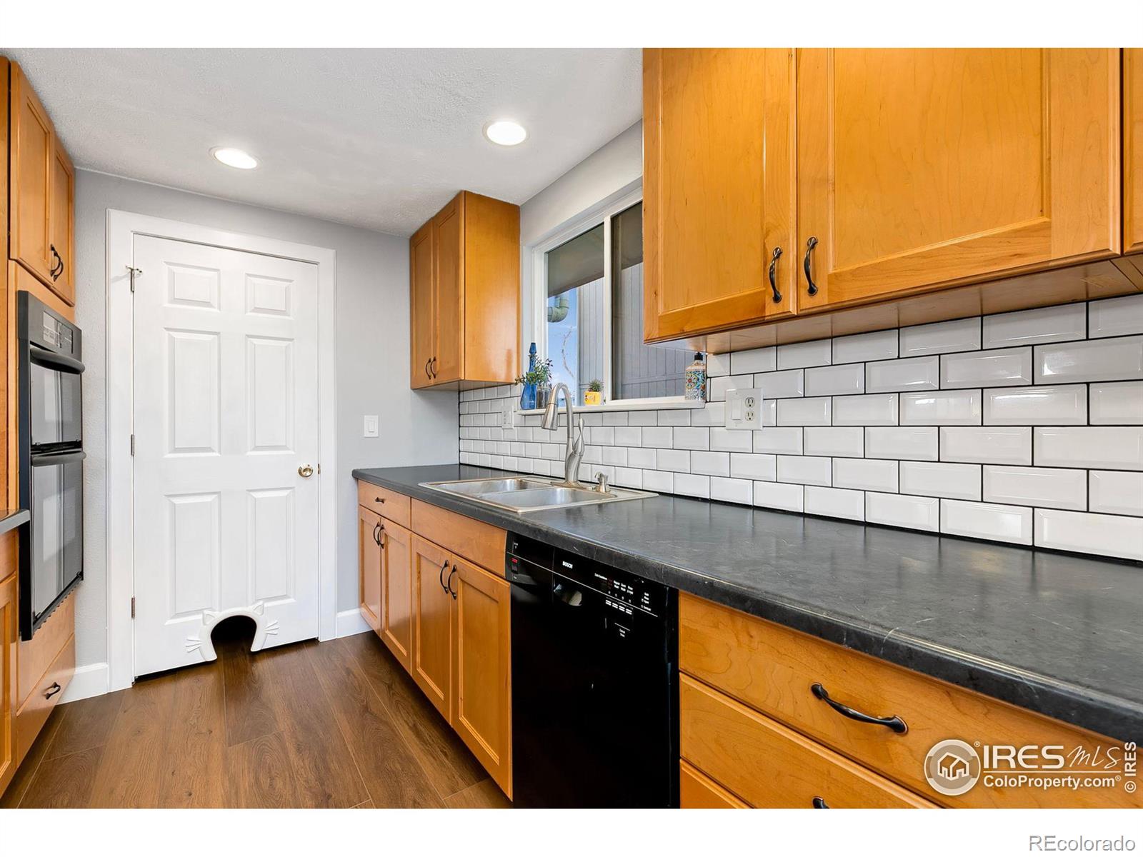 MLS Image #5 for 1906  devonshire drive,fort collins, Colorado