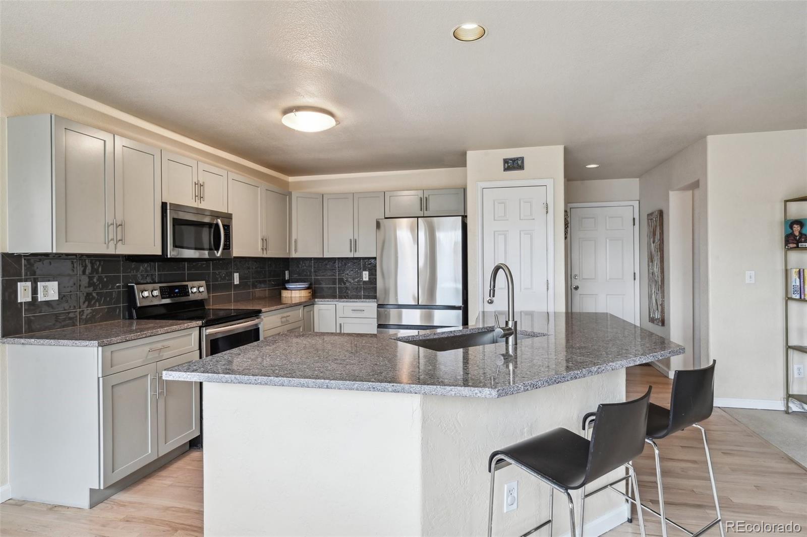 MLS Image #2 for 5986  dunraven court,golden, Colorado